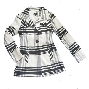 ❄ A. Byer B&W Plaid Peacoat | Great Condition